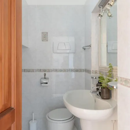 Iflat Spacious Penthouse Near The Vatican City Apartment