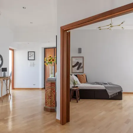 Apartmán Iflat Spacious Penthouse Near The Vatican Řím