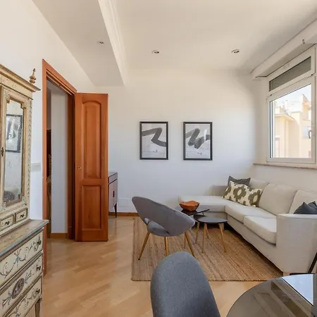 Iflat Spacious Penthouse Near The Vatican City *
